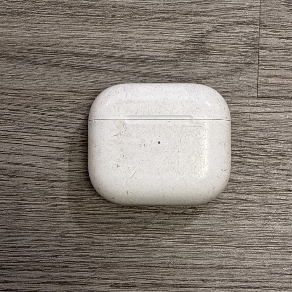 GENUINE Apple AirPods 3rd Gen  Magsafe Case Charger (A2564) See Description